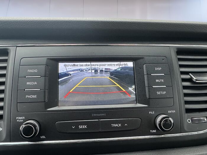 Kia Sedona L TA – Image 21