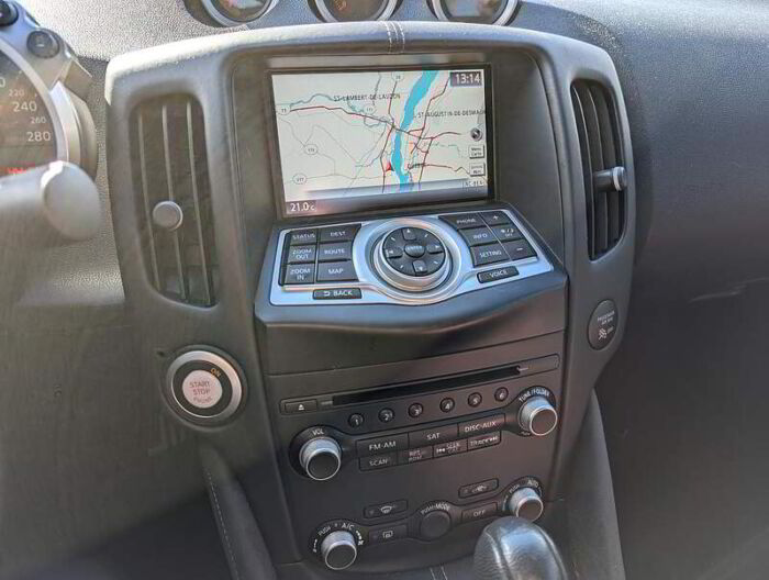 Nissan 370Z Roadster Tourisme sport toit bordeaux BLUETOOTH – Image 18