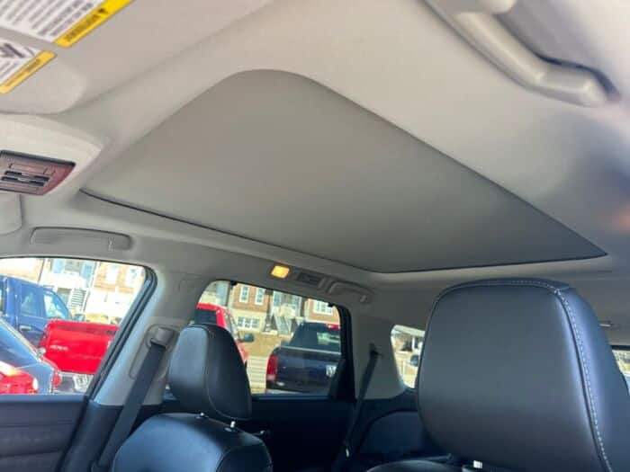 Nissan Pathfinder SL - Image 13