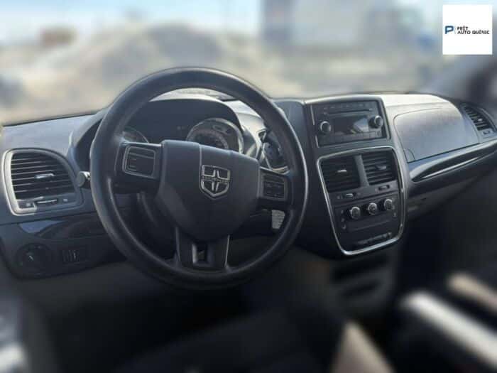 Dodge Grand Caravan SE – Image 12