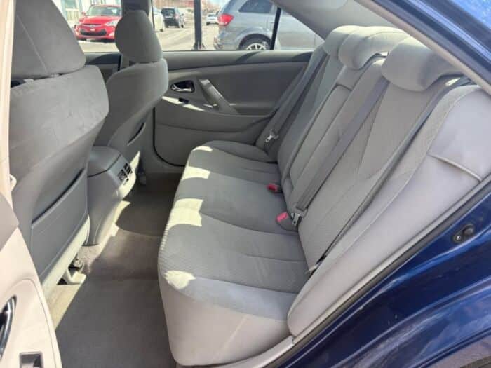 Toyota Camry - - Image 12