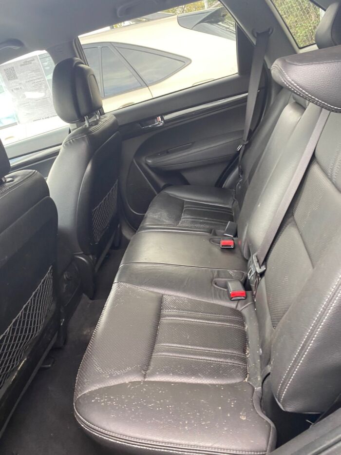 Kia Sorento EX – Image 3