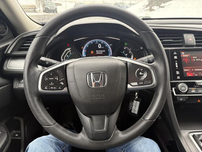 Honda Civic Berline LX MANUEL – Image 17