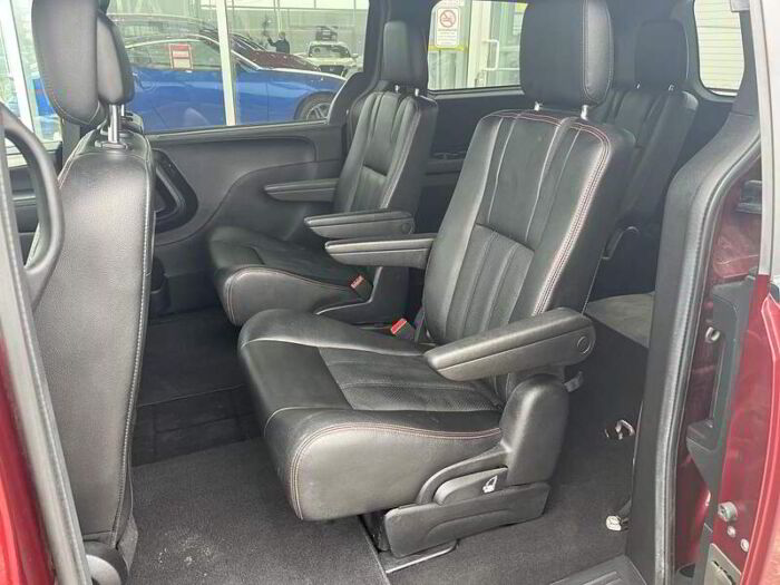 Dodge Grand Caravan GT 2RM – Image 12