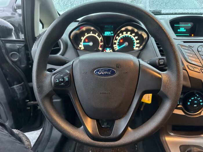 Ford Fiesta S – Image 9