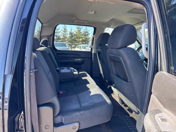 Chevrolet Silverado 1500 LS Cheyenne Edition – Image 5