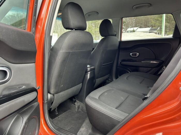 KIA Soul EX - Image 10