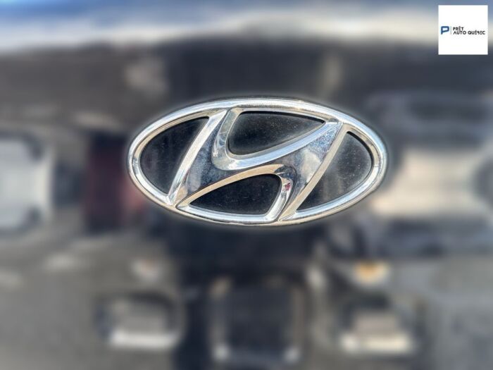 Hyundai Elantra GL – Image 9