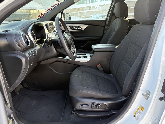 Chevrolet Blazer AWD LT BLUETOOTH CAMÉRA SIÈGES CHAUFFANT – Image 11