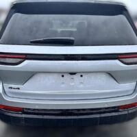 Jeep Grand Cherokee Altitude - Image 6