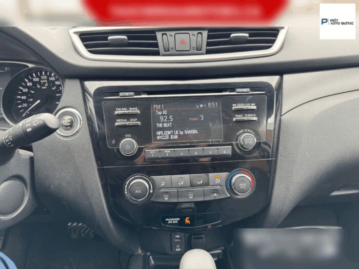 Nissan Rogue SV AWD N/A – Image 10