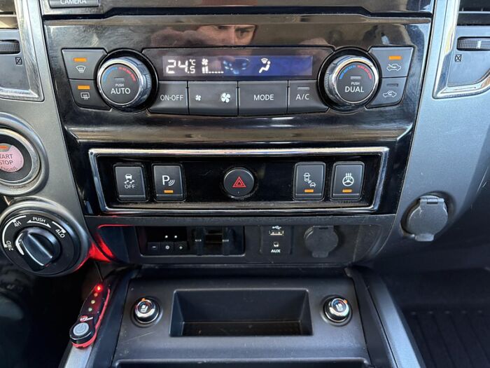 Nissan Titan XD Platine Réserve diesel CREW CAB 4x4 BLUETOOTH CUIR – Image 16