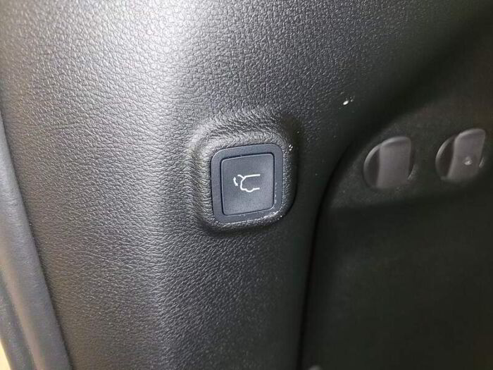 Jeep Cherokee Altitude 4x4 – Image 25