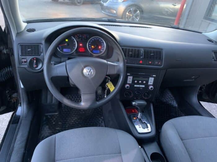 Volkswagen Golf - – Image 11
