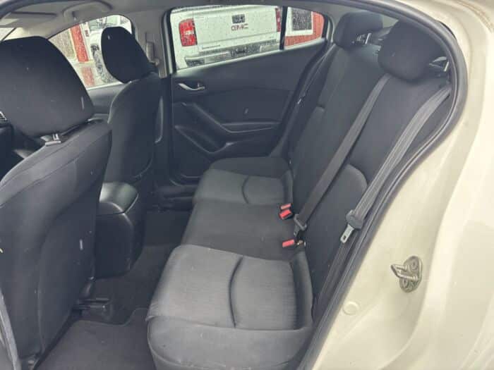Mazda Mazda3 - – Image 12