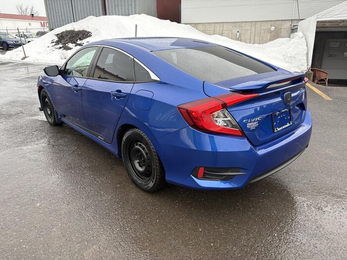 Honda Civic Berline LX MANUEL – Image 9