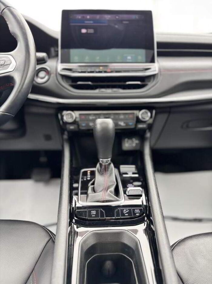 Jeep Compass Trailhawk 4x4 - Image 17