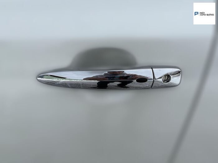 Nissan LEAF SV à hayon/CRIUSE ADAPTATIF/VOLANT CHAUFFANT/BAS M – Image 14