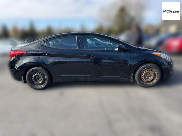 Hyundai Elantra GL – Image 3
