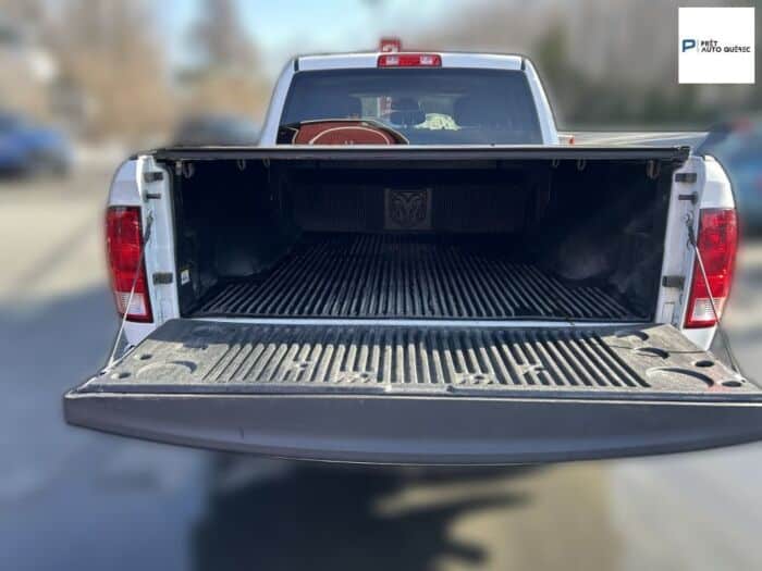 Dodge Ram 1500 ST - Image 10