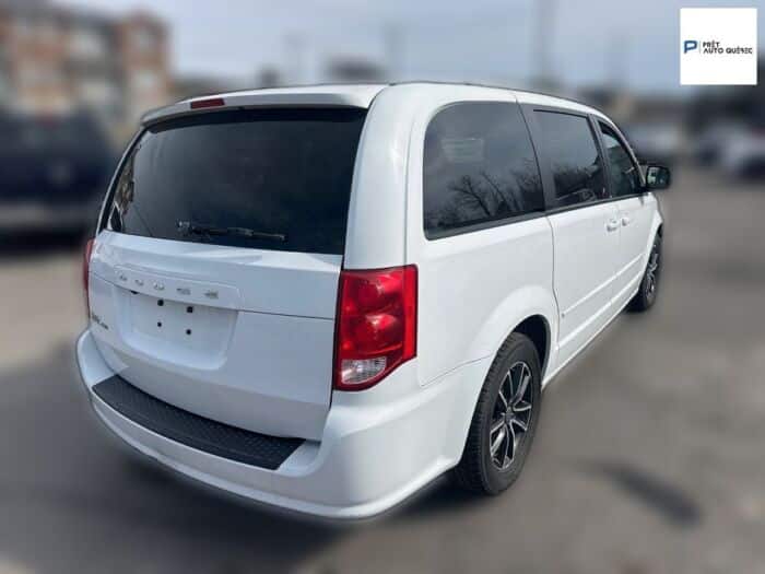 Dodge Grand Caravan SXT – Image 7