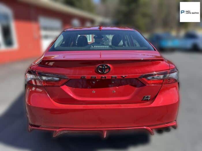 Toyota Camry SE – Image 4
