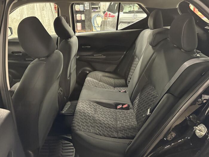 Nissan Kicks SV BLUETOOTH SIÈGES CHAUFFANT CAMÉRA – Image 13
