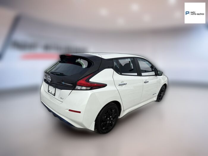 Nissan LEAF SV à hayon/CRIUSE ADAPTATIF/VOLANT CHAUFFANT/BAS M – Image 12