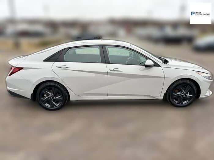 Hyundai Elantra Preferred IVT avec ensemble Soleil et technologie – Image 5