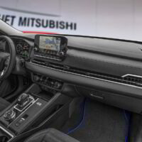 Mitsubishi Outlander Plug-In Hybrid Le S-Awc - Image 12
