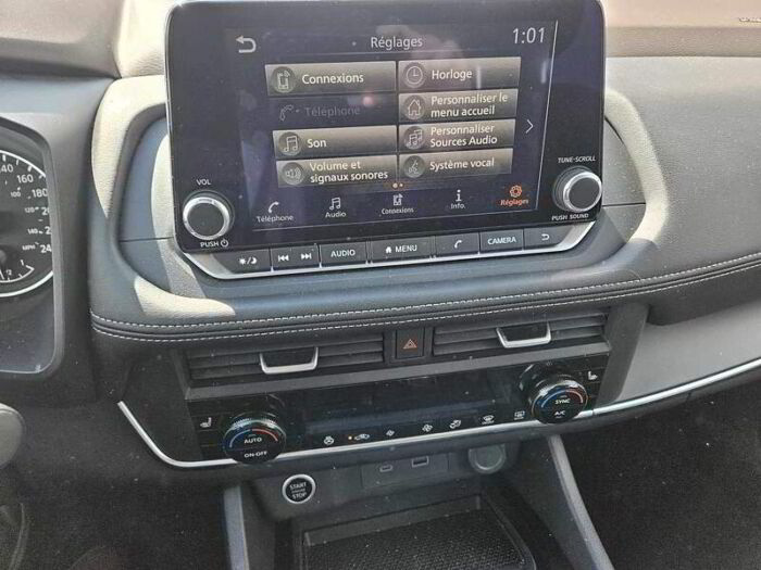 Nissan Kicks SR, AUDIO BOSE, CAM RECUL, INSPECTE, GARANTIE - Image 11