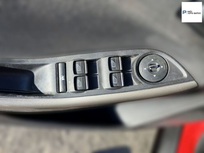 Ford Focus SEL – Image 16