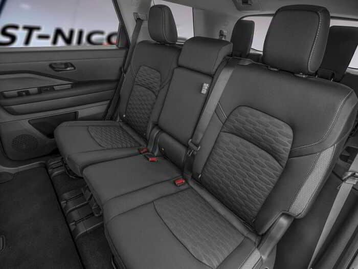 Nissan Pathfinder N/A – Image 10