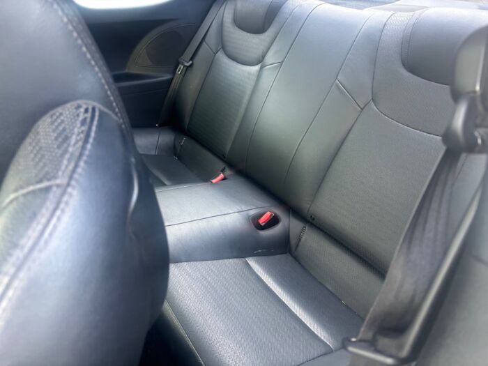 Hyundai Genesis Coupe PREMIUM – Image 9