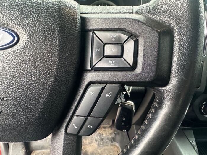 Ford F-150 SPORT – Image 13