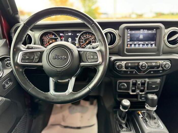 Jeep Wrangler Unlimited Sahara 4x4 – Image 19