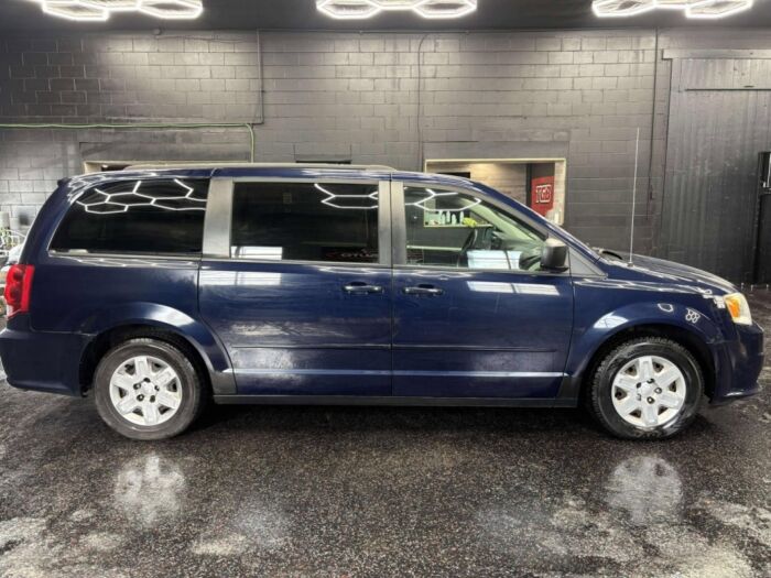 Dodge Grand Caravan SXT – Image 4