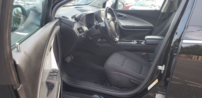Chevrolet Volt - - Image 21