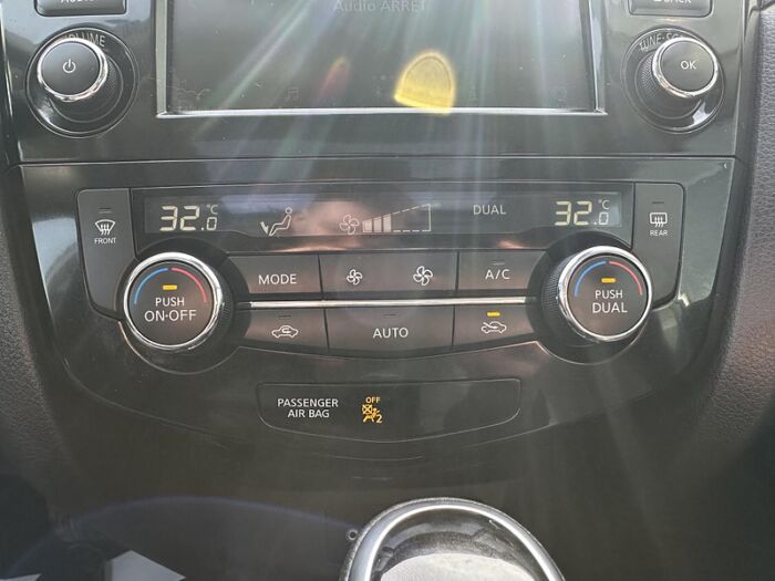 Nissan Qashqai SV TI CVT - Image 22