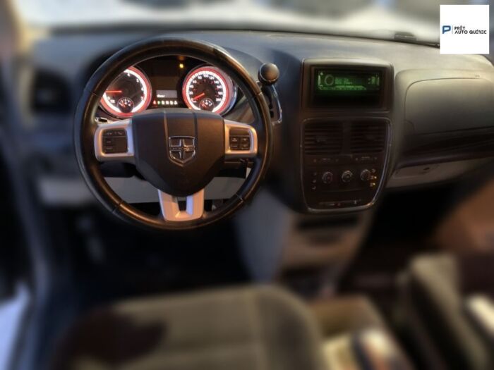 Dodge Grand Caravan SXT – Image 13