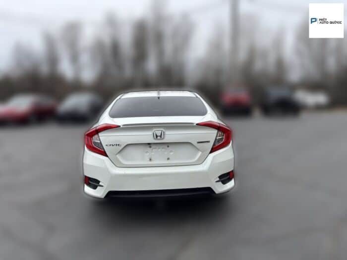 Honda Civic Touring – Image 7