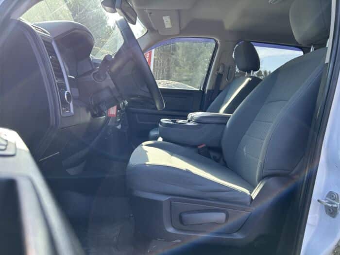 Dodge Ram 1500 ST - Image 7