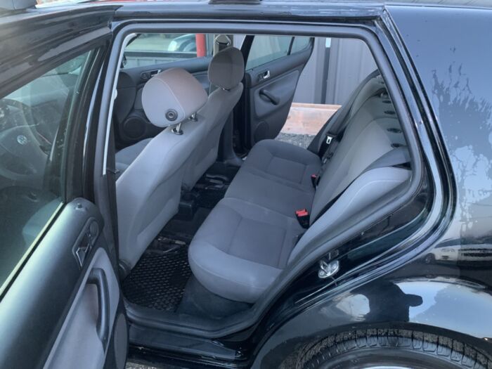 Volkswagen Golf - – Image 8