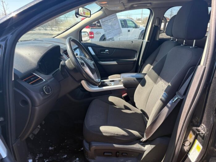 Ford Edge SEL – Image 11