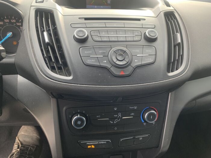 Ford Escape S – Image 14