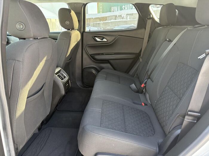 Chevrolet Blazer AWD LT BLUETOOTH CAMÉRA SIÈGES CHAUFFANT – Image 13