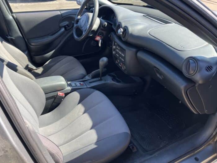 Pontiac Sunfire SL - Image 12
