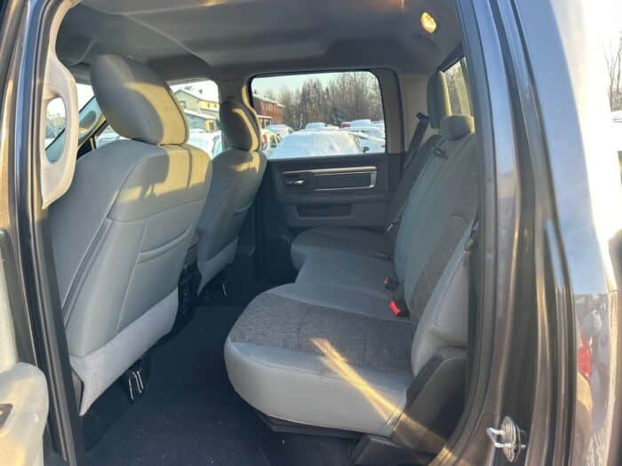 Ram 1500 BIG HORN – Image 6