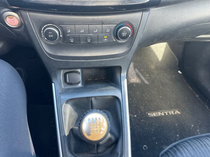 Nissan Sentra SV – Image 14