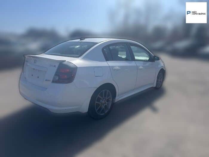 Nissan Sentra SE-R - Image 7